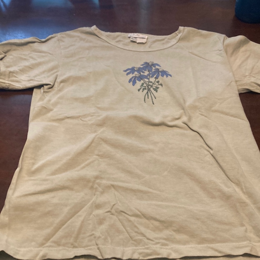 Casual Short Sleeve Tee with Blue Floral Design